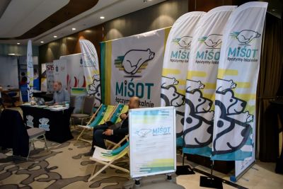 Rejestracja, kuluary, stoiska partnerów i sponsorów - zdjęcie 26