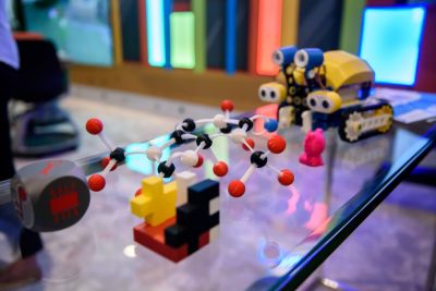 Rejestracja, kuluary, stoiska partnerów i sponsorów - zdjęcie 42