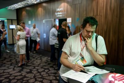 Rejestracja, kuluary, stoiska partnerów i sponsorów - zdjęcie 22