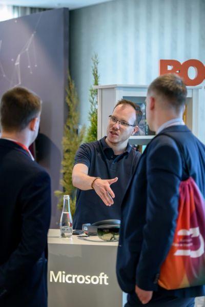 Rejestracja, kuluary, stoiska partnerów i sponsorów - zdjęcie 59