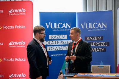 Rejestracja, kuluary, stoiska partnerów i sponsorów - zdjęcie 61