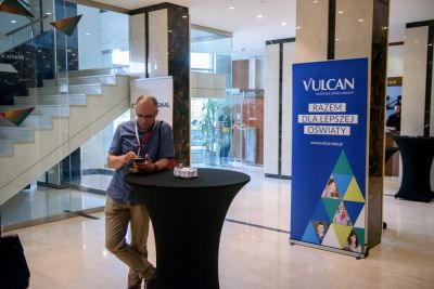 Rejestracja, kuluary, stoiska partnerów i sponsorów - zdjęcie 65