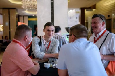 Rejestracja, kuluary, stoiska partnerów i sponsorów - zdjęcie 74