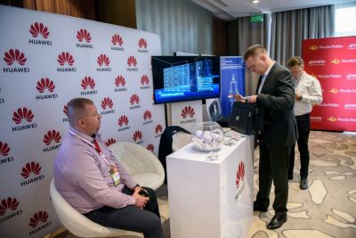 Rejestracja, kuluary, stoiska partnerów i sponsorów - zdjęcie 57