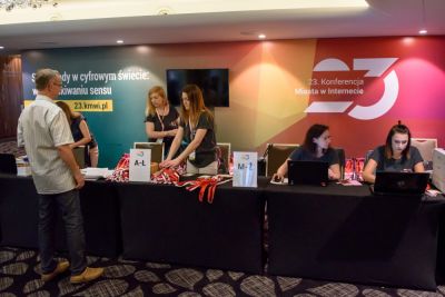 Rejestracja, kuluary, stoiska partnerów i sponsorów - zdjęcie 1
