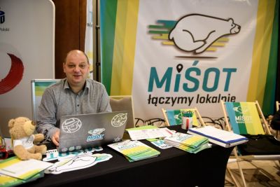 Rejestracja, kuluary, stoiska partnerów i sponsorów - zdjęcie 28