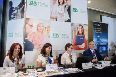 Rejestracja, kuluary, stoiska partnerów i sponsorów - zdjęcie 32