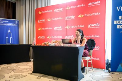 Rejestracja, kuluary, stoiska partnerów i sponsorów - zdjęcie 19